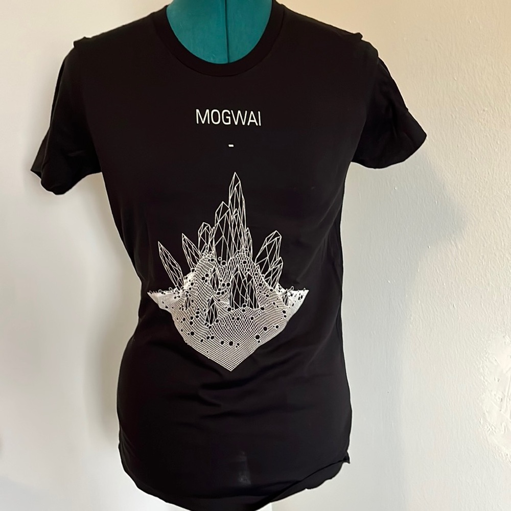 Mogwai black T-shirt. New. Size M